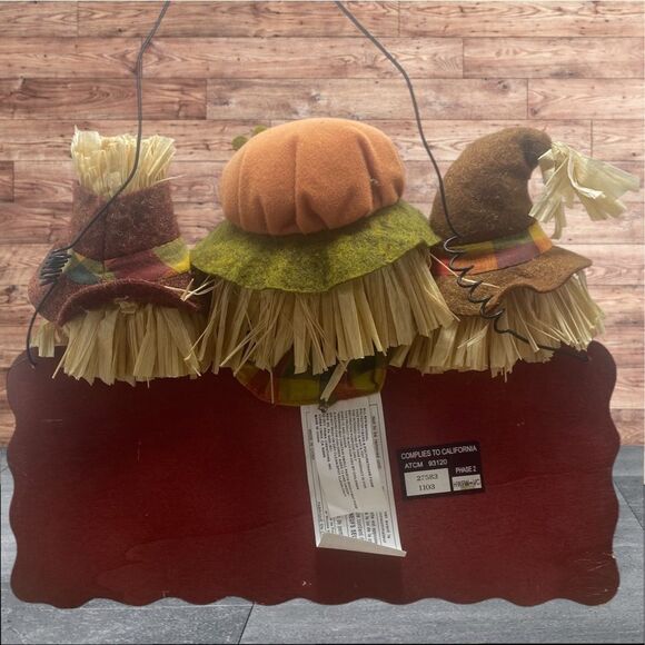 Fall Harvest Scarecrow Welcome Sign Rustic Farmhouse Autumn Thanksgiving Door De - Picture 2 of 3